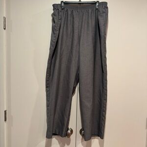 5/25 Women’s Plus Size Alfred Dunner Straight Leg Pants in Grey